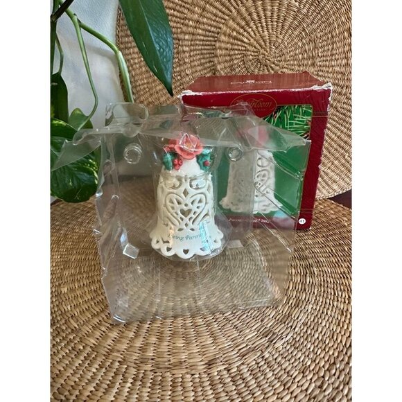 Hallmark Keepsake Ornament – Loving Parents Bell (2002) - Picture 1 of 7